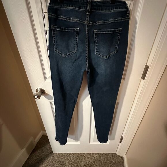 Maurice’s High Rise Stretch Jeans -Size MR 28x30 - Picture 3 of 6